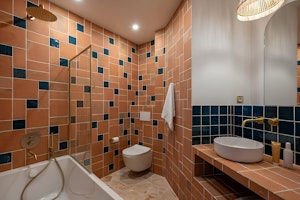 Riviera Dreams image 10