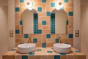Riviera Dreams image 9