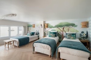 Riviera Dreams image 8