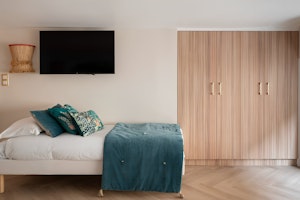 Riviera Dreams image 2