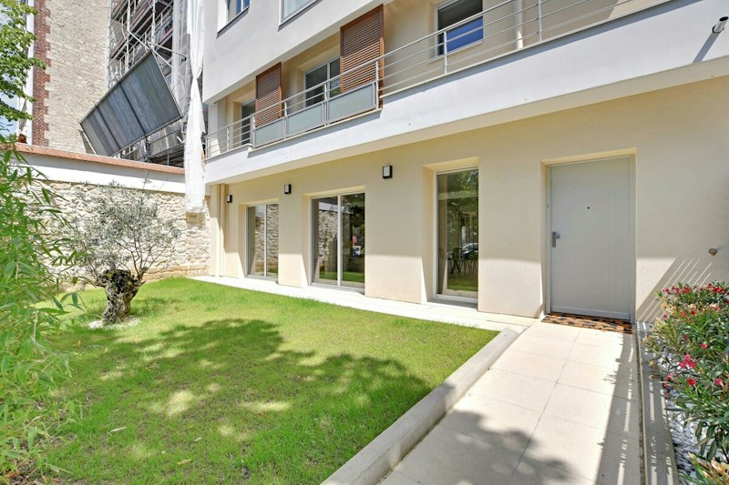 Marne Side Garden additional image