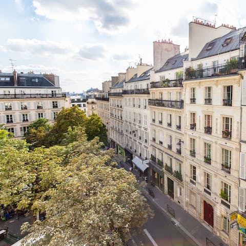 Soak up charming scenes of Paris from the balconies 