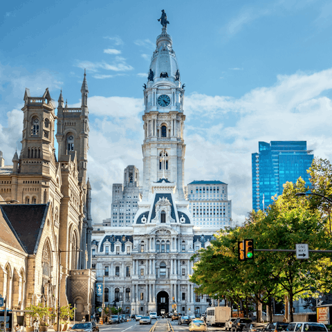 Reach the heart of Philadelphia - the Town Hall - in twenty minutes on foot