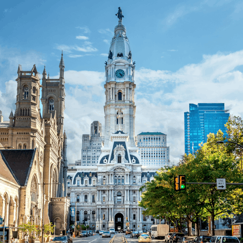 Reach the heart of Philadelphia - the Town Hall - in twenty minutes on foot