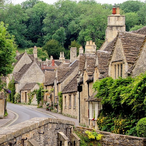 Explore the Cotswold's charming villages from this spot – some of the most picturesque villages are within a half-hour drive
