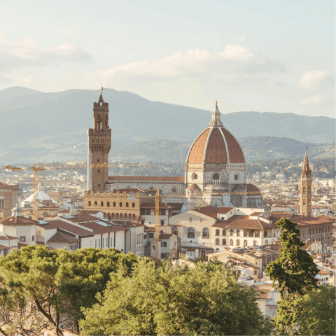 Walk to iconic sights like the Cathedral of Santa Maria del Fiore