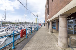 Marina Days image 10
