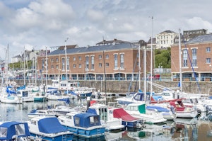 Marina Days image 7