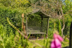 The Wool Weaver's Hideaway image 11