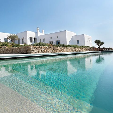 Begin your days with a refreshing dip in the swimming pool or a long soak in the jacuzzi