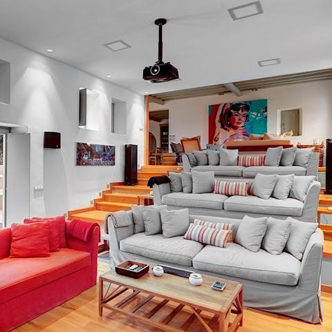 Spend a night at the movies in the home cinema 