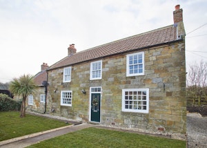 Palm Cottage image 1