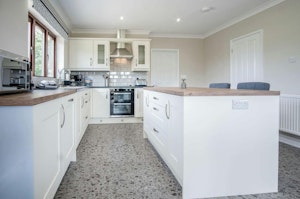 Narberth Nook image 11