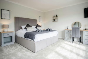 Narberth Nook image 8