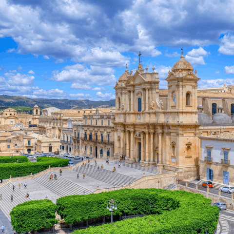 Visit the Baroque town of Noto – just 1.5km away