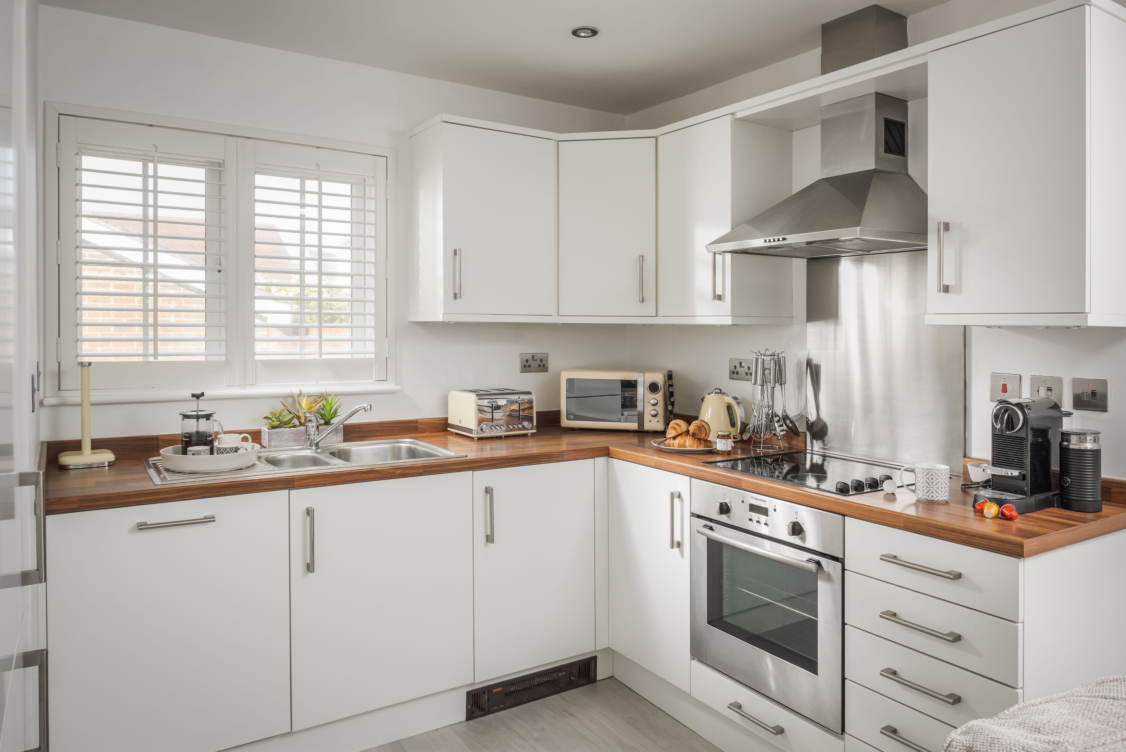 Buckets & Spades England, United Kingdom Venue Report