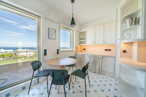 Bay of Cannes Vistas image 12