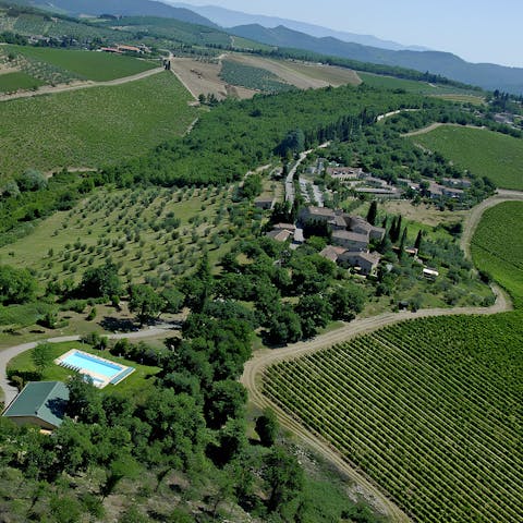 Stay within walking distance of Lecchi in Chianti's village centre