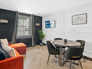 Mayfair Perch image 11