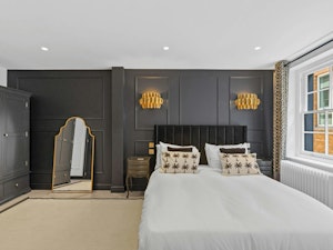 Mayfair Perch image 7