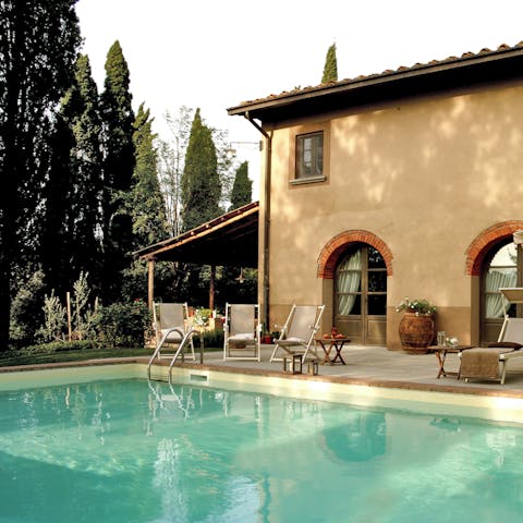 Take a dip in the private pool bathed in Italian sunshine