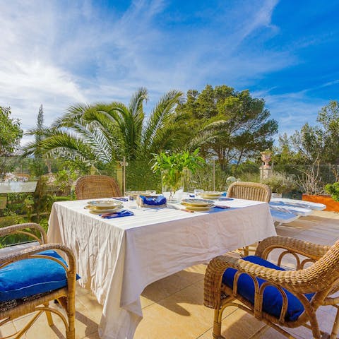 Start your mornings with an alfresco breakfast on the balcony