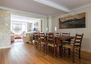 Kensington Charmer image 12