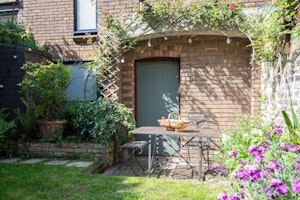 Kensington Charmer image 5