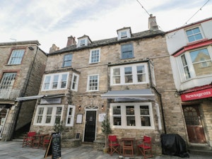 Flat 6 image 11