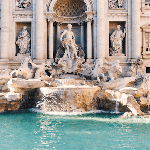 Admire the Trevi Fountain, a twenty-minute drive away 