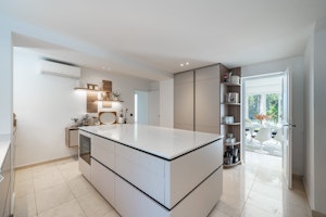 Vallauris Reverie image 9