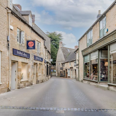 Explore the charming village of Stow-on-the-Wold, right on your doorstep