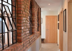 Follow the Red Brick Wall image 8