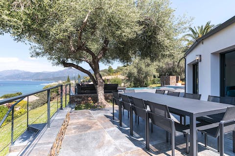 Dine alfresco as the breeze drifts gently in off the sea