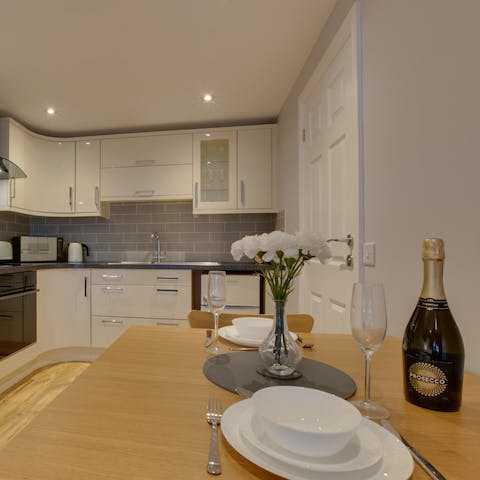 Nibble on Welsh cakes at this intimate dining table and plan your days out