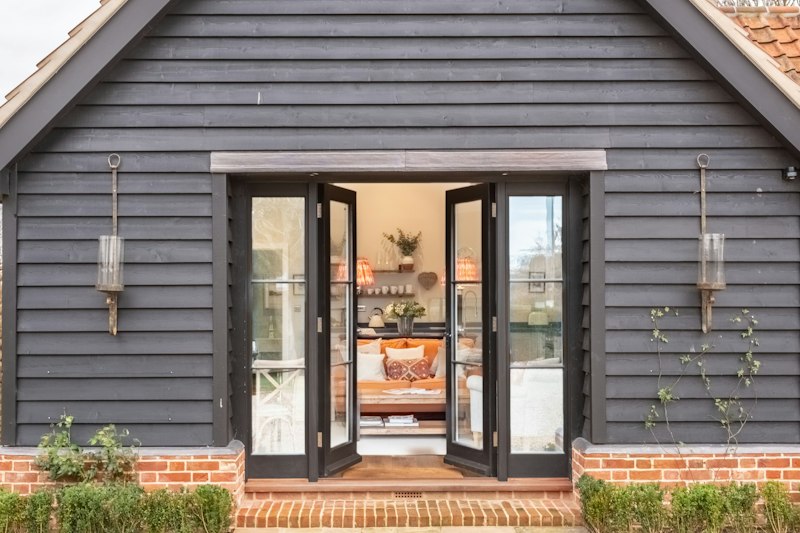 Dove Place main image