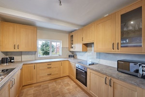 Whitby Haven image 12