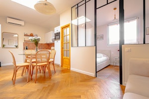 Artistic Antibes image 11