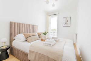 Clichy Abode image 11