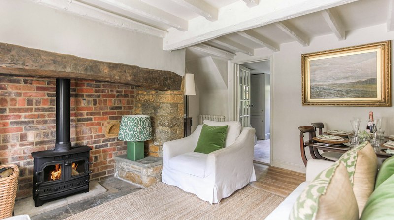 The Charming Cottage main image