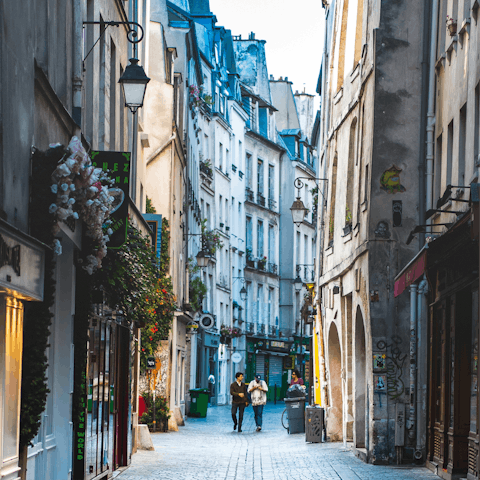 Explore the vibrant neighbourhood of Les Marais, a short walk away