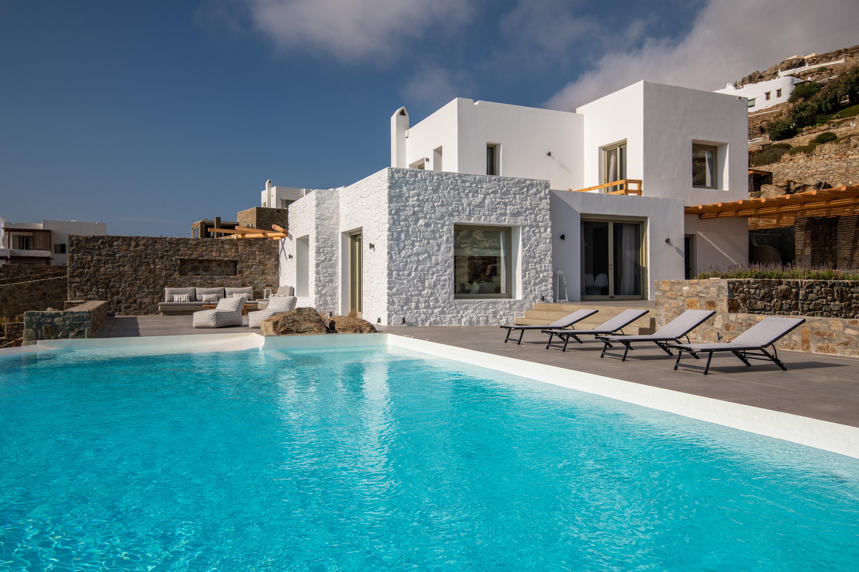 Mikonos Luxury Villas & Vacation Rentals, Airbnb Luxe