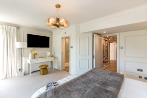 Top Billing image 10
