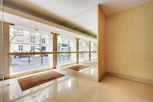 Café Allongé image 9