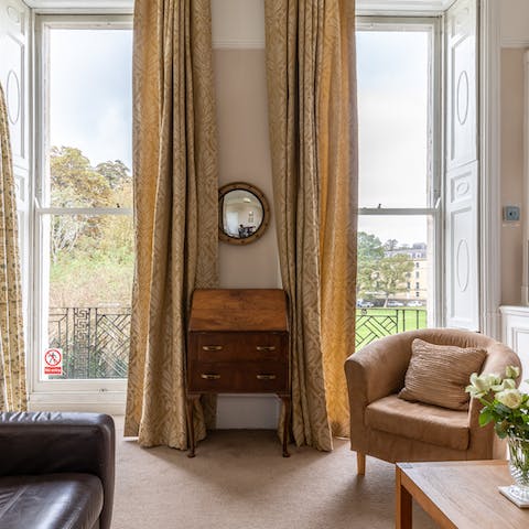 Take in sweeping views of the Crescent through floor-to-ceiling sash windows