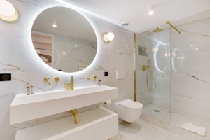 Paris Hideout image 8