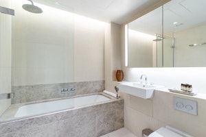 Parkside Morning in Bayswater image 11