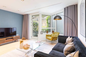 Parkside Morning in Bayswater image 5