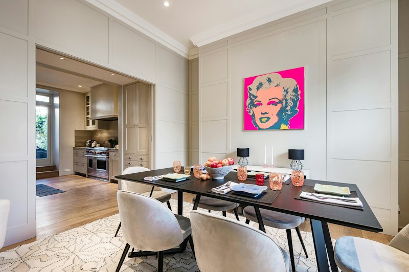 Townhouse Talking main image