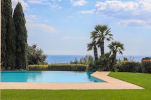 Antibes Grandeur image 10